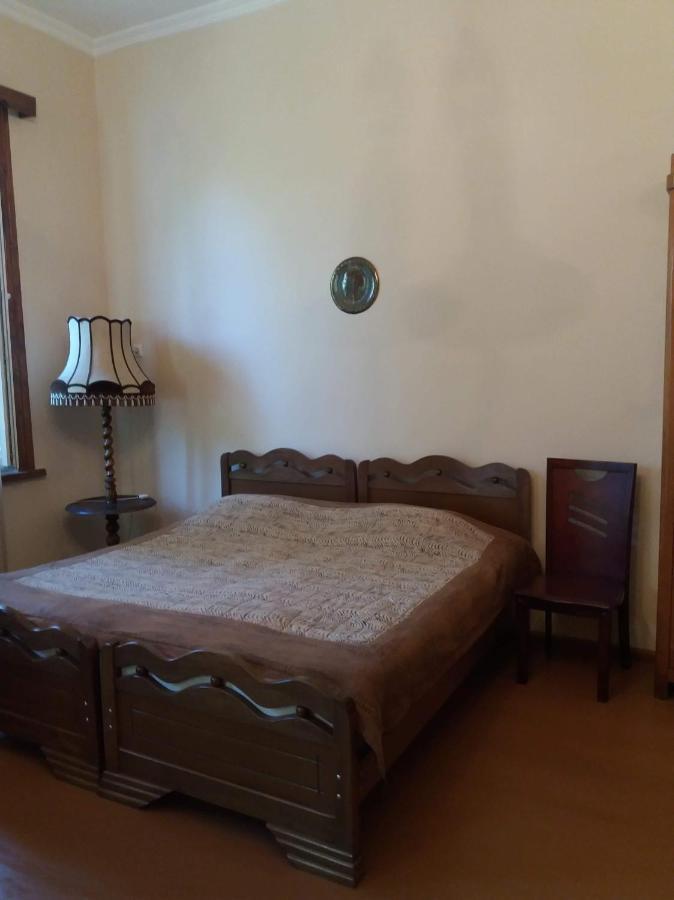 Beruka Guest House คูทายสิ ภายนอก รูปภาพ