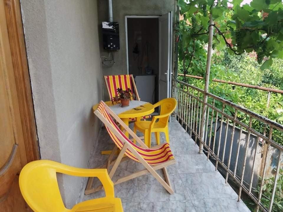 Beruka Guest House คูทายสิ ภายนอก รูปภาพ